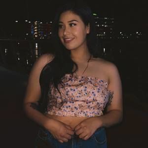 Meet your Posher, Ofelia